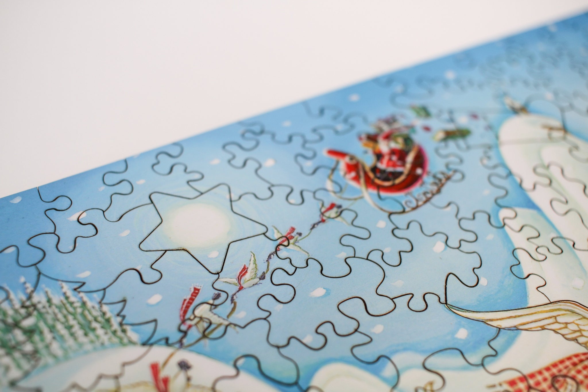 Santa's Arrival - 140 Pieces Wooden Puzzle